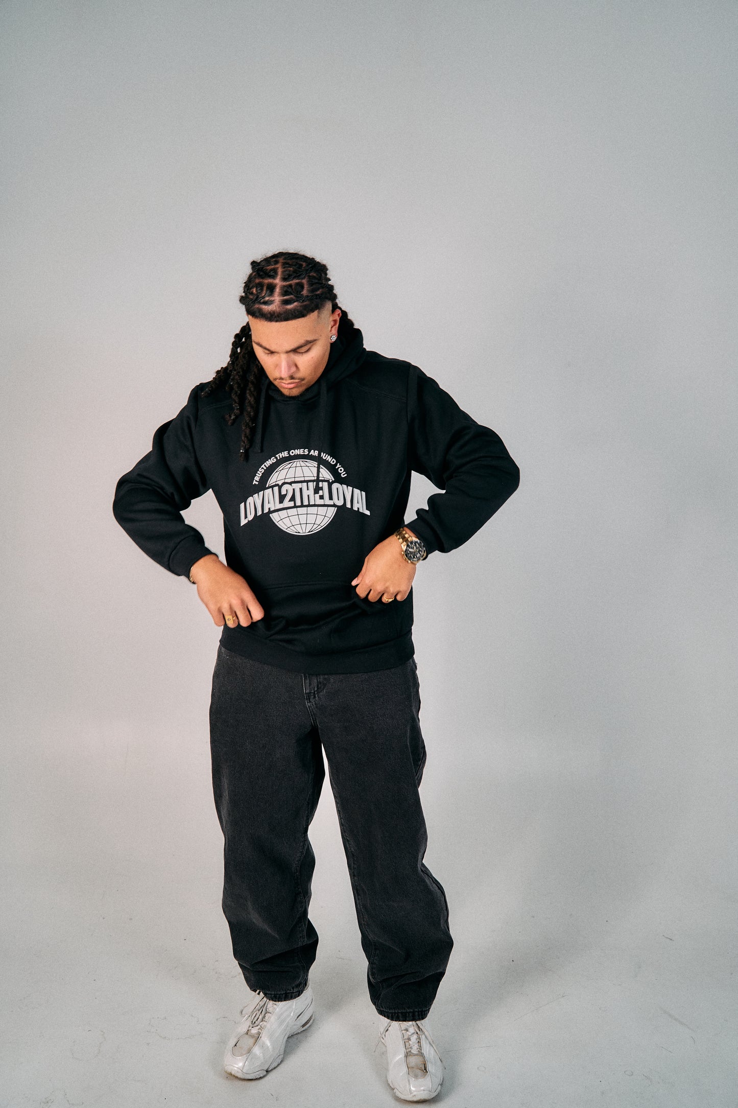 PULLOVER WORLD HOODIES