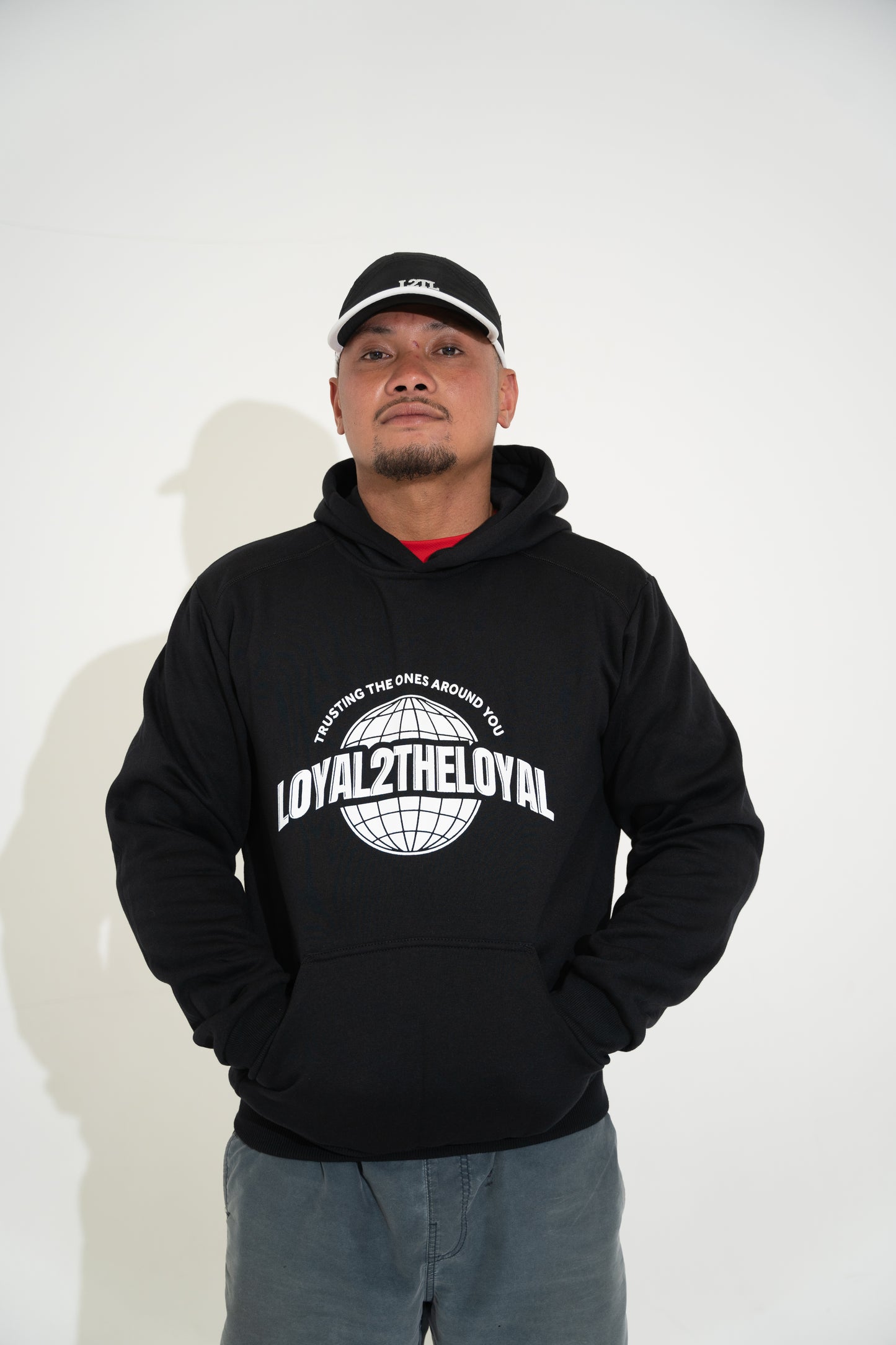 PULLOVER WORLD HOODIES