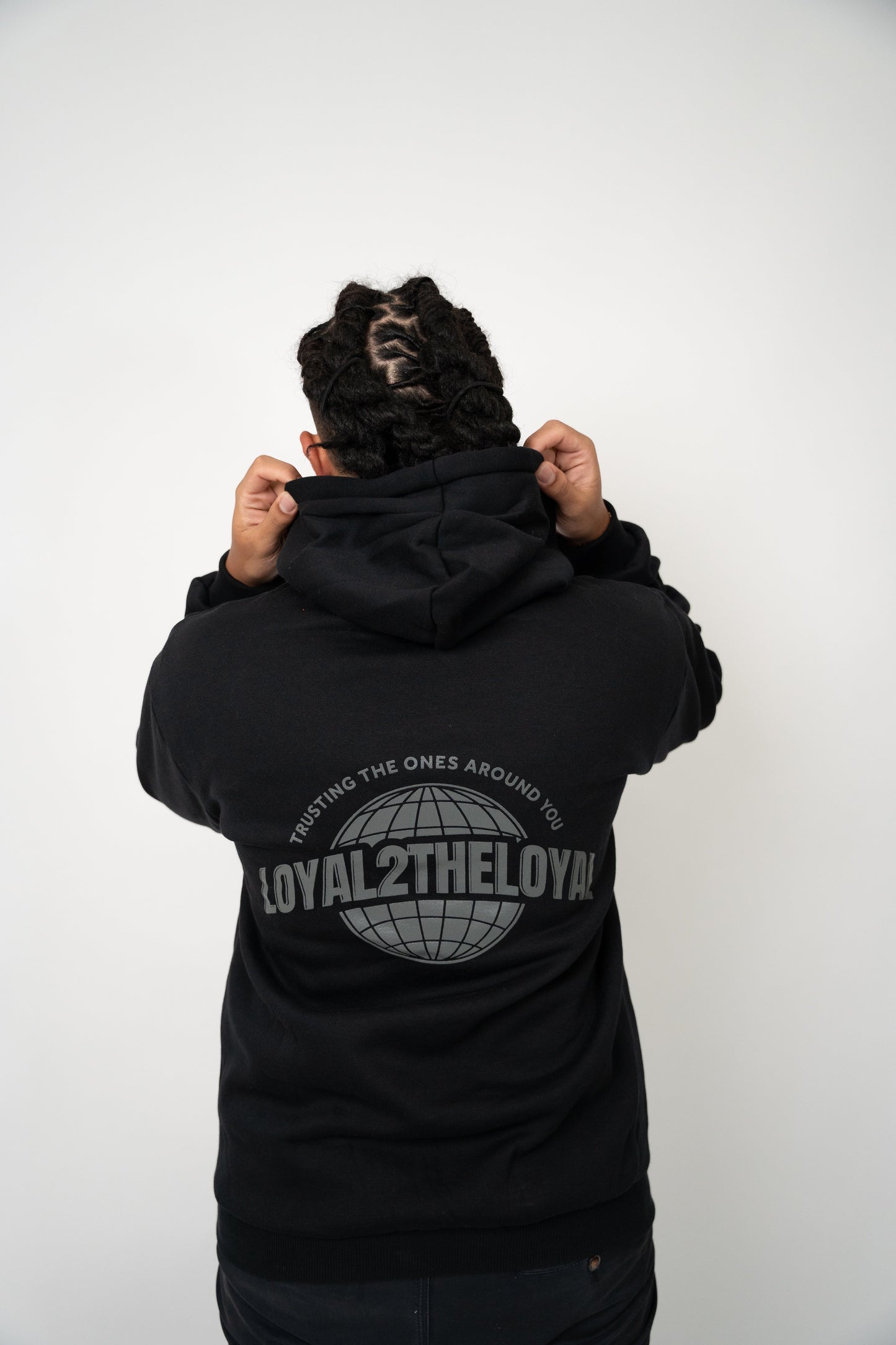 PULLOVER WORLD HOODIES